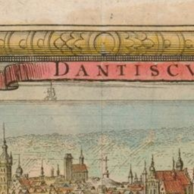 Altes Buch mit einer handgezeichneten Stadtansicht-Illustration, das Geb├Ąude und ein Banner mit beschreibendem Text über die Stadt enth├Ąlt.