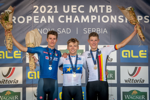 Verkaufsstart




"Die Saison unseres Lebens" - das neue Arminia-Buch ist jetzt im Handel erhältlich