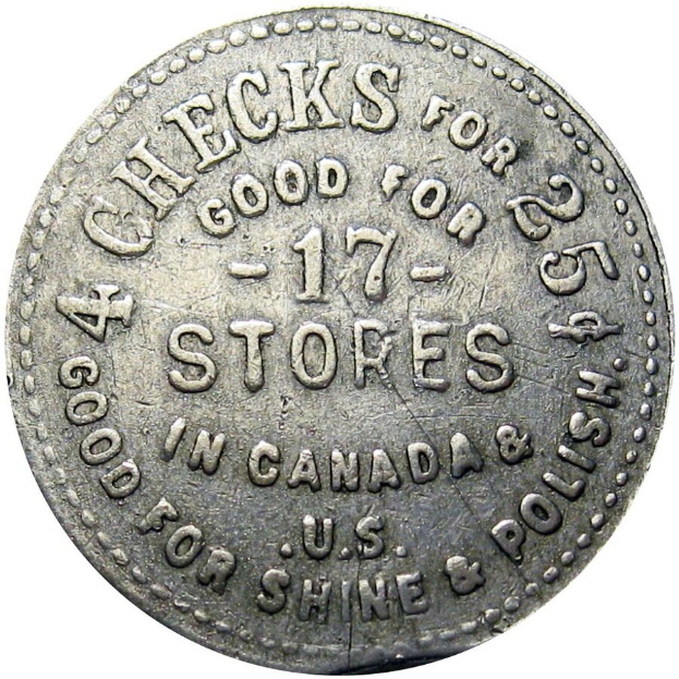Eine Silberm├╝nze mit der Aufschrift "Checks for Good for 17 Stores" auf einem wei├čem Hintergrund.