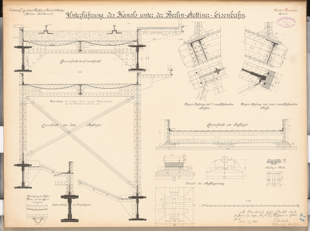 Ein detailliertes architektonisches Zeichnung des Berlin-Sienbahn-Brückens, mit strukturellen Plänen und Anmerkungen auf Papier.